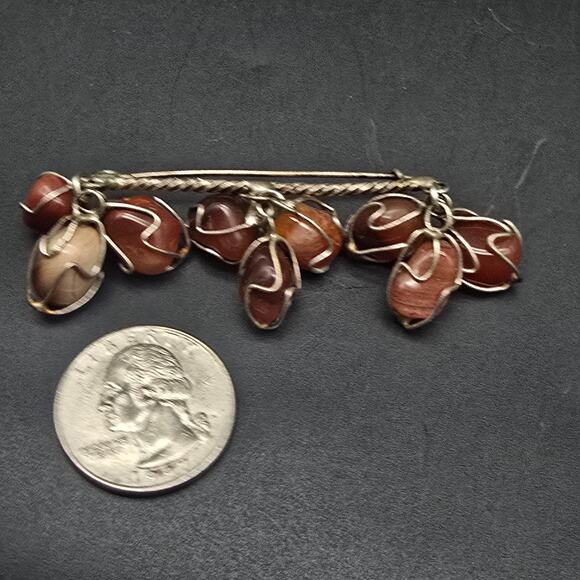 Red Agate Gemstone Brooch Wire Wrapped Silver Tone - Picture 5 of 6